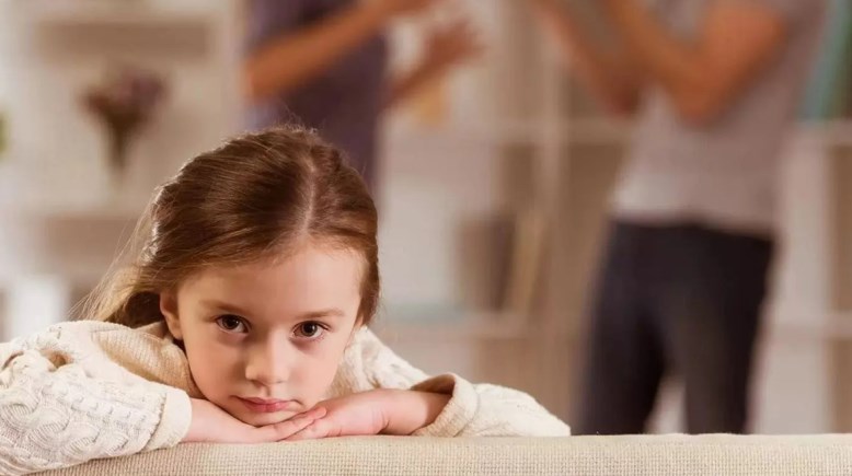 الإهمال العاطفي عند الأطفال