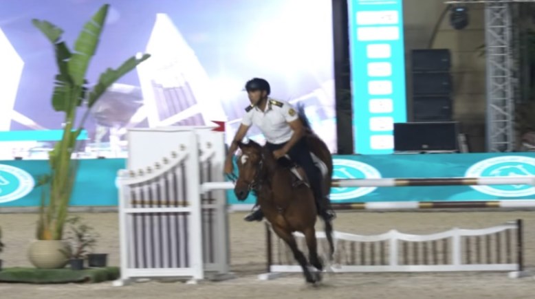 جانب من الفعاليات في بطولة الفروسية