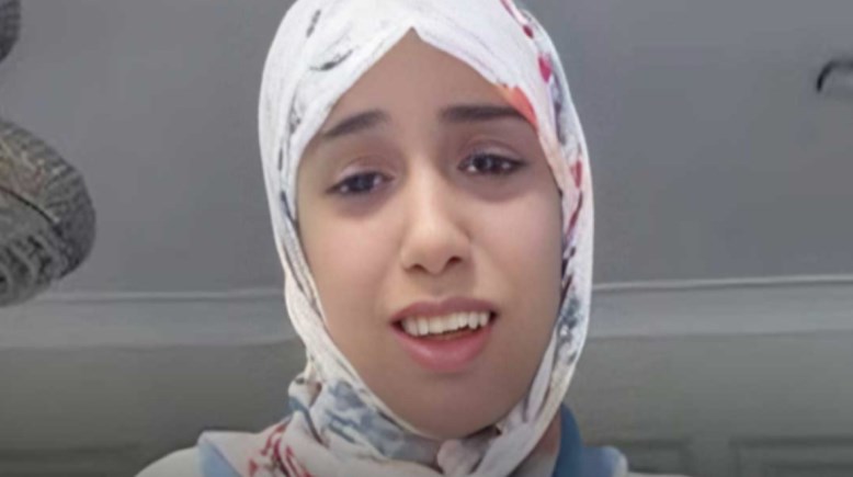 التيك توكر علياء قمرون 