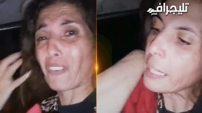 الصحفية مي محمود