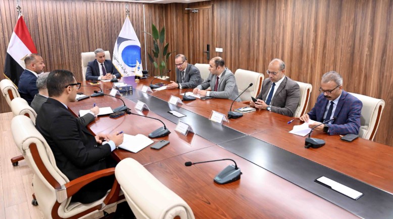 جانب من الاجتماع جانب من الاجتماع