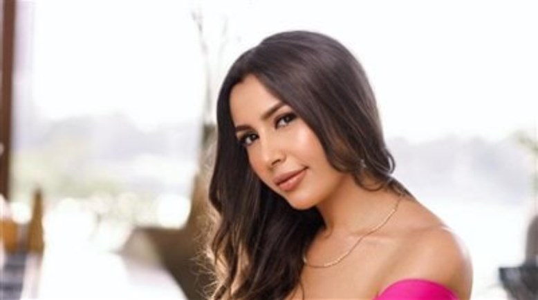 الفنانة جنات