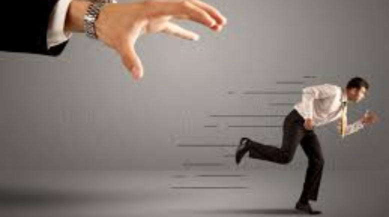 تفسير حلم الجري في المنام 