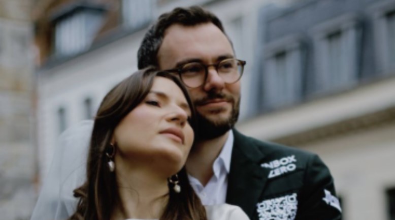 رينوف وزوجته رينوف وزوجته