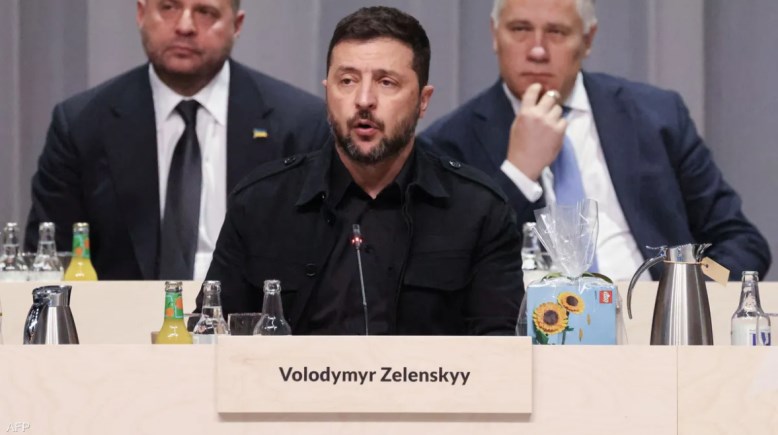 الرئيس الأوكراني فولوديمير زيلينسكي الرئيس الأوكراني فولوديمير زيلينسكي