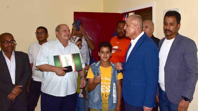 محافظ الأقصر المهندس عبد المطلب عماره 