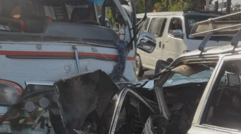 جانب من حادث تصادم سيارتين بقنا  جانب من حادث تصادم سيارتين بقنا