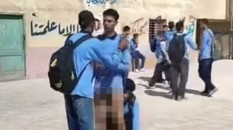 المتهم وجانب من الواقعة