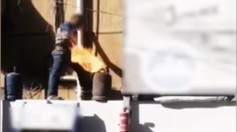 جانب من الفيديو 