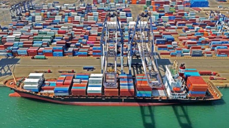 مواني - أرشيفية مواني - أرشيفية