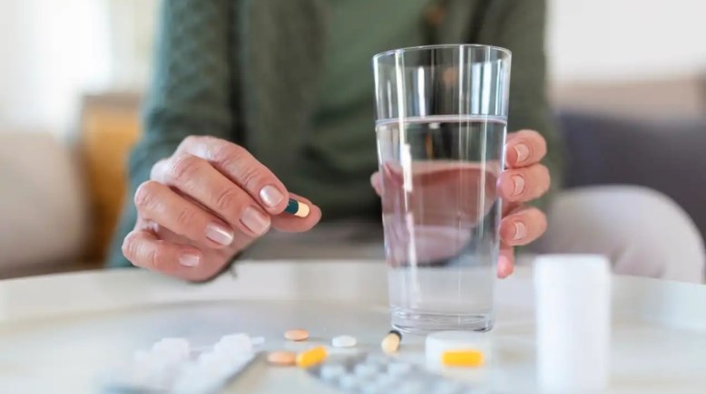 العلاج الهرموني-تعبيرية العلاج الهرموني-تعبيرية