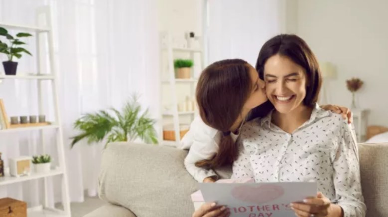 الأمومة ـ موضوعية الأمومة ـ موضوعية