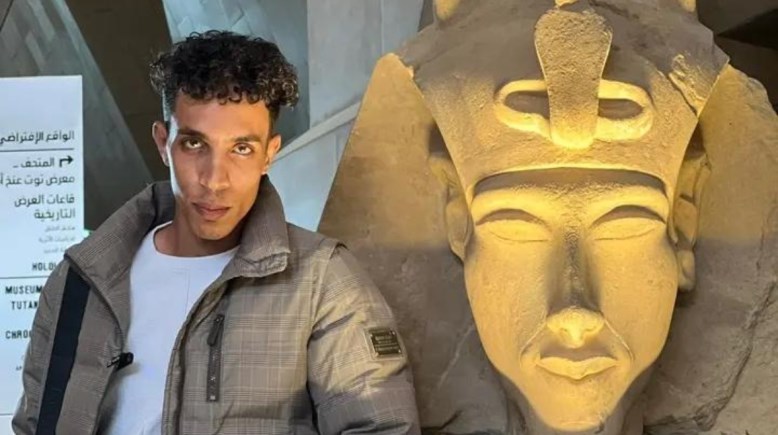 صانع المحتوى يوسف شبيه إخناتون