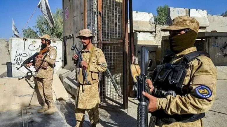 قوات باكستانية قوات باكستانية