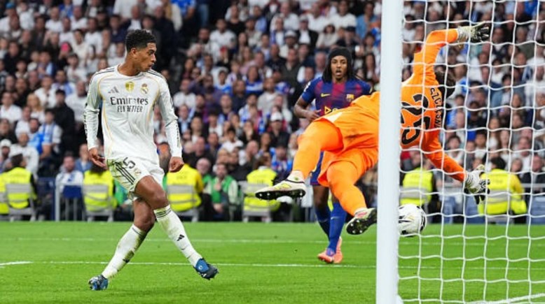 هدف بيلينجهام في شباك برشلونة