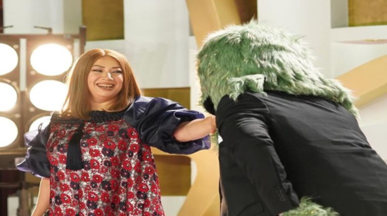 انتصار في العرض الخاص لفيلم السادة الأفاضل انتصار في العرض الخاص لفيلم السادة الأفاضل