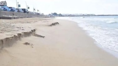 انحسار مياه البحر