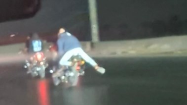 استعراض شباب بالموتوسيكلات في القليوبية