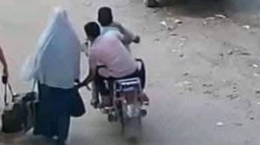  سرقة حقيبة مسنة 