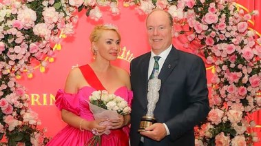 الأمير البير الثاني ورئيسة الجراند بول الملكي