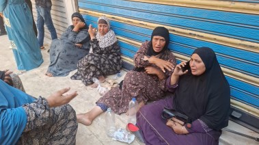 سكان عمارة فيصل المحترقة لا يعرفون مصيرهم