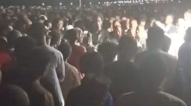 جانب من الجنازة 