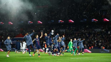 برشلونة وباريس