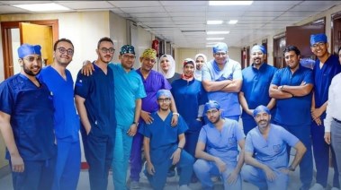 الطاقم الطبي 