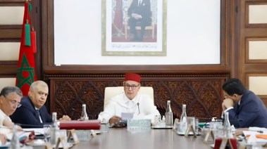رئيس الحكومة المغربية، عزيز أخنوش وبعض مساعديه