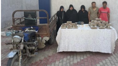 المتهمون والمضبوطات 