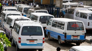 محافظ بني سويف يعتمد التعريفة الجديدة بعد تحريك أسعار المنتجات البترولية محافظ بني سويف يعتمد التعريفة الجديدة بعد تحريك أسعار المنتجات البترولية