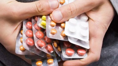 صيدلي يكشف عن 3 أدوية قد تضر أكثر مما تنفع