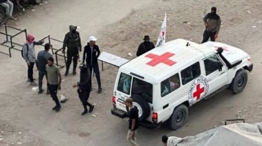 بدء عملية تسليم جثث المحتجزين الإسرائيليين في قطاع غزة