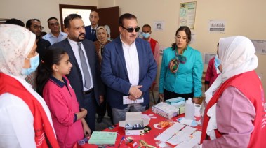 زيارة المحافظ فعاليات مبادرة الكشف عن فيروس