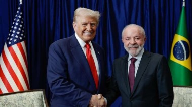 الرئيس البرازيلي لولا دا سيلفا والرئيس الأمريكي دونالد ترامب الرئيس البرازيلي لولا دا سيلفا والرئيس الأمريكي دونالد ترامب