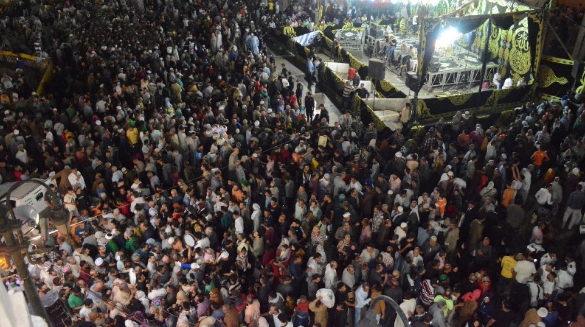 حكم الاحتفال بموالد الصالحين