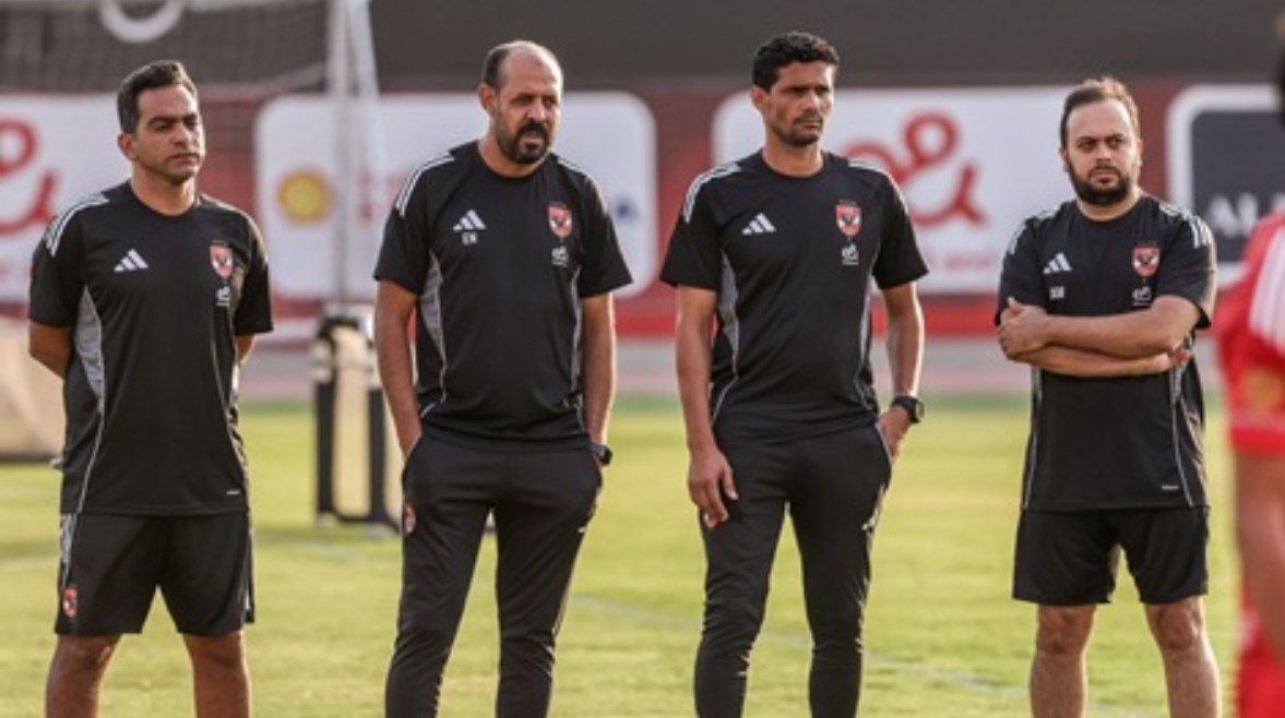 الجهاز الفني للنادي الأهلي الجهاز الفني للنادي الأهلي