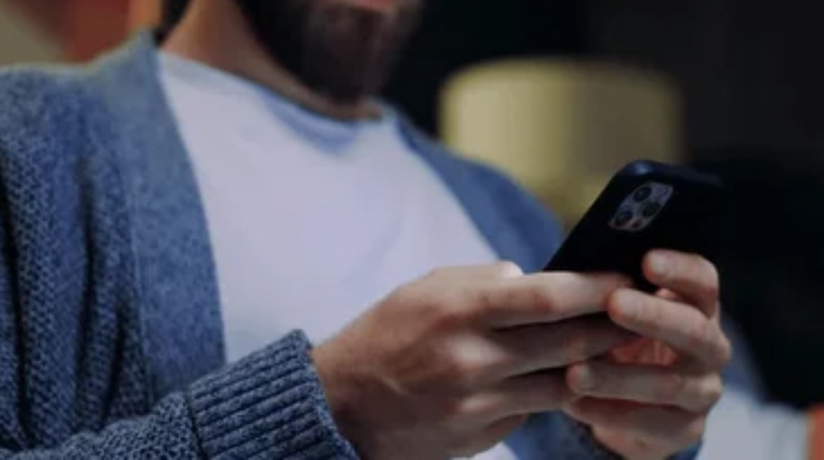 انتشار فيديوهات لفنانة مشهورة انتشار فيديوهات لفنانة مشهورة