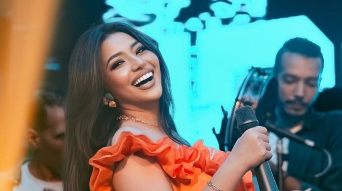 المطربة الشعبية رحمة محسن