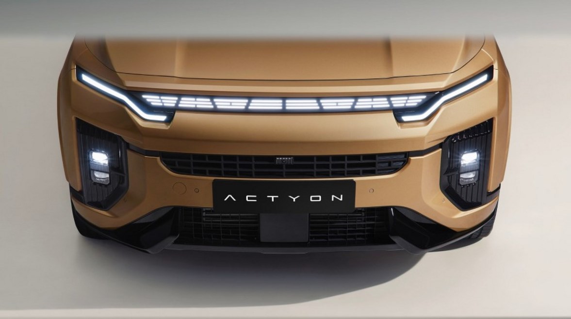 KGM Actyon الكروس أوفر الكوبيه KGM Actyon الكروس أوفر الكوبيه