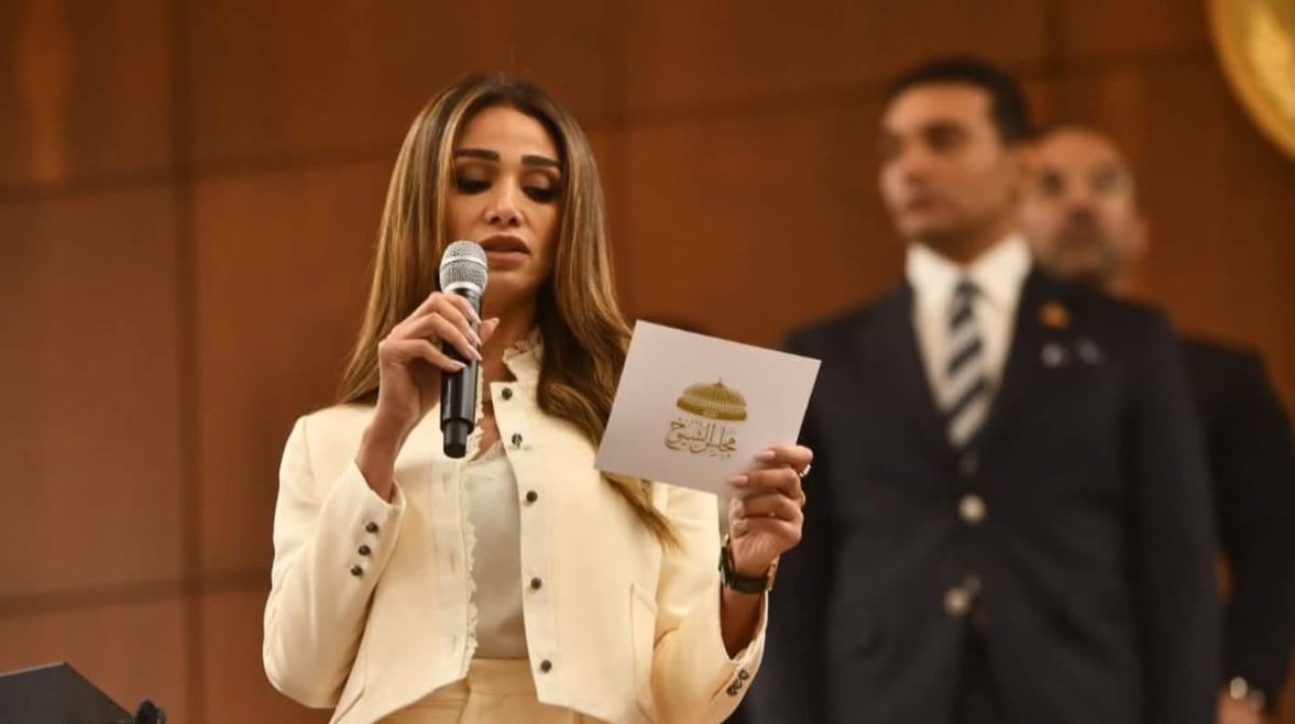 النائبة إيفا مالك نصيف النائبة إيفا مالك نصيف
