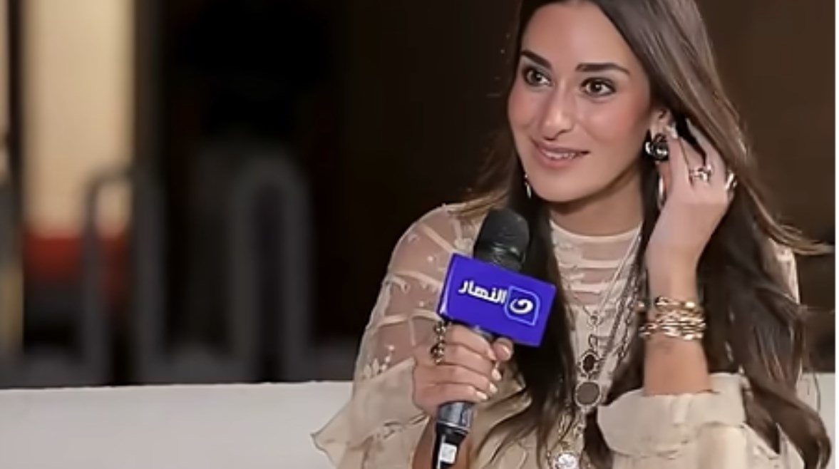 أمينة خليل أمينة خليل