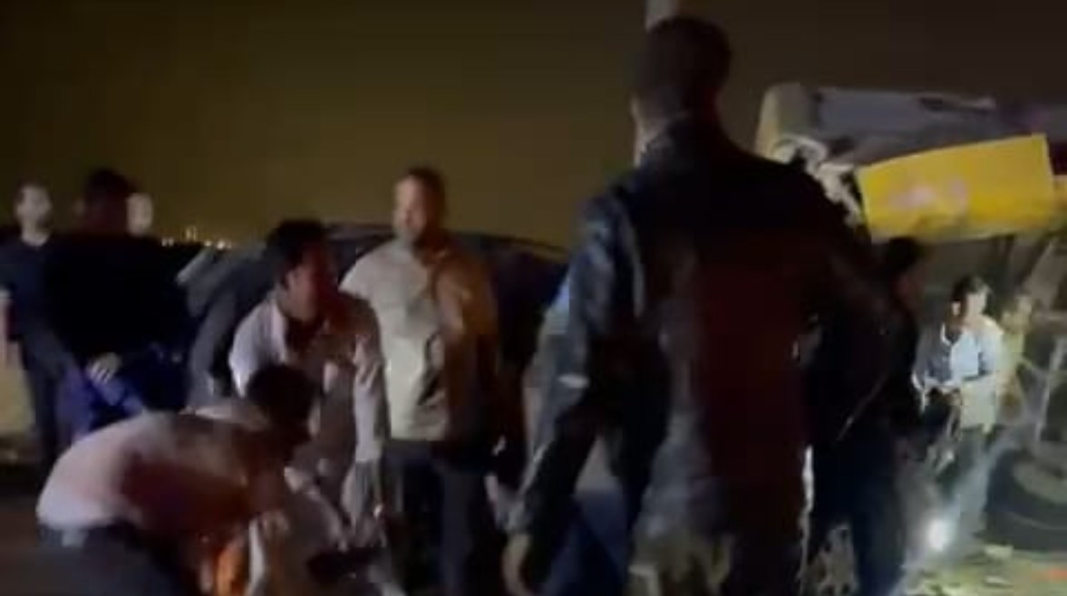جانب من الحادث جانب من الحادث