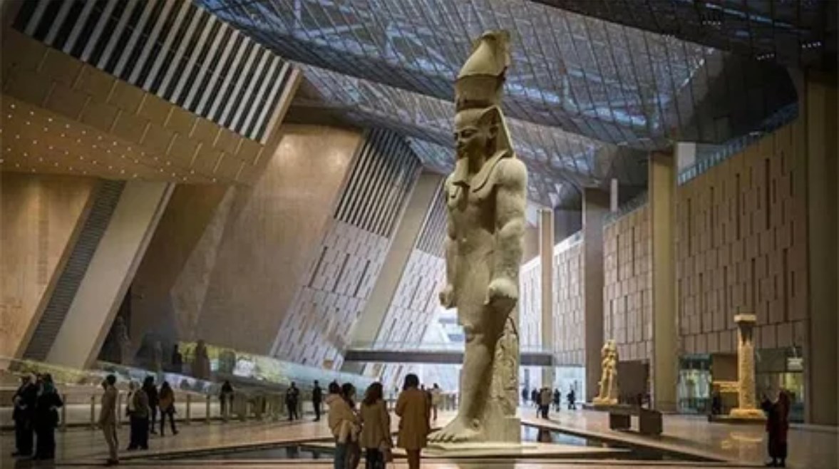 كلمة عن المتحف المصري الكبير كلمة عن المتحف المصري الكبير