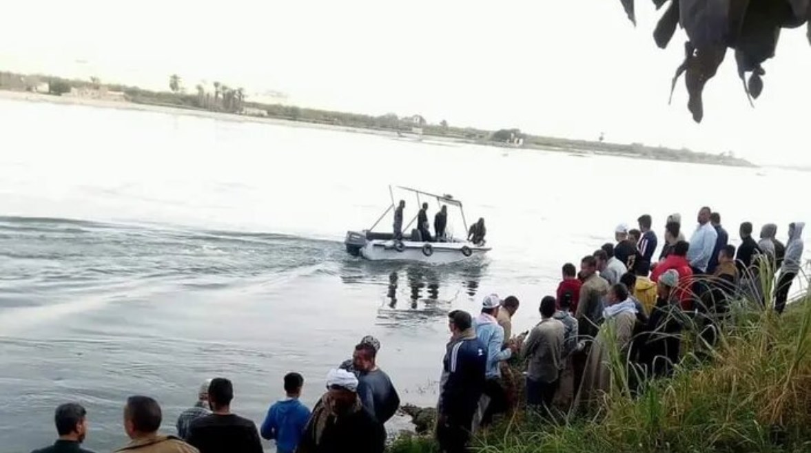 فرق أنقاذ _ أرشيفية فرق أنقاذ _ أرشيفية
