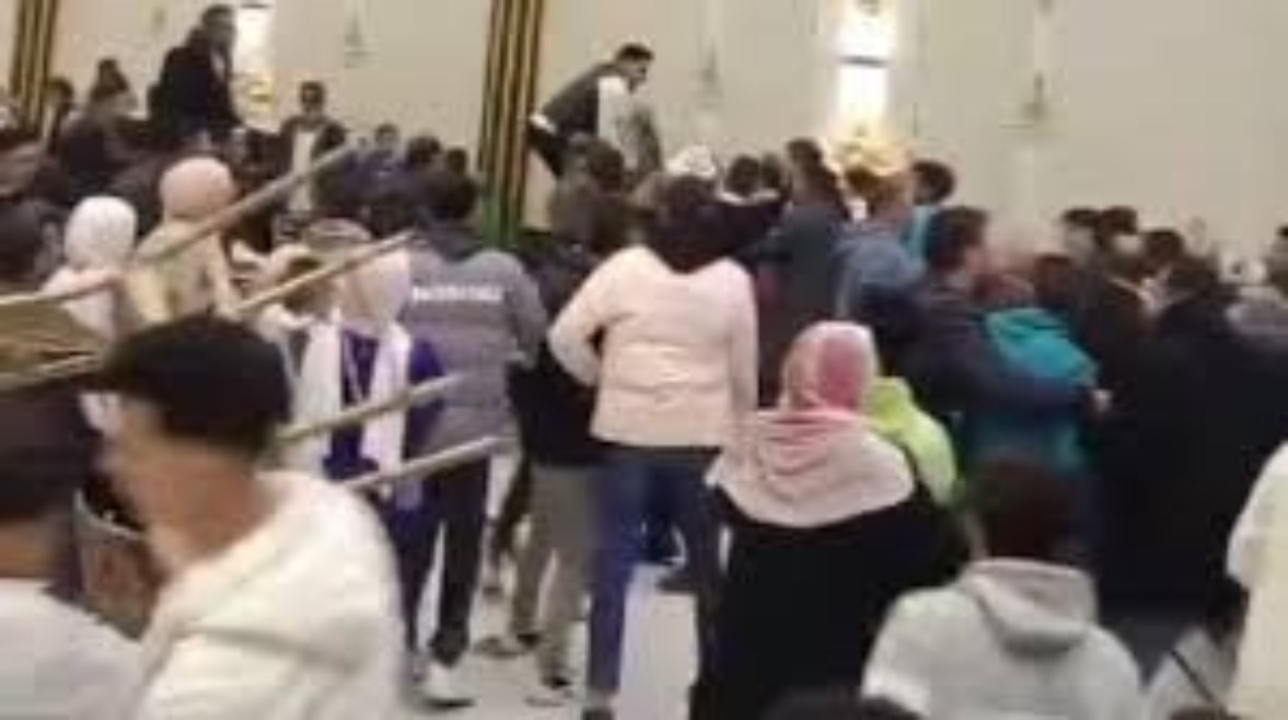 مشاجرة بحفل - أرشيفية مشاجرة بحفل - أرشيفية