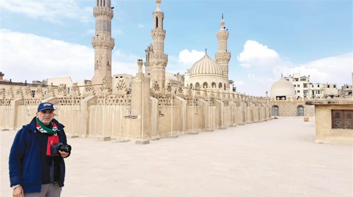 الطبيب والمصور جلال شحاتة الطبيب والمصور جلال شحاتة