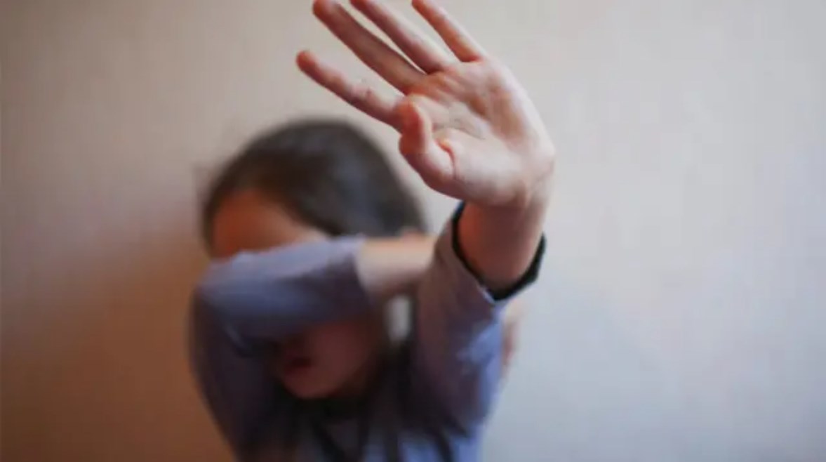 التعدى على طفل - أرشيفية التعدى على طفل - أرشيفية