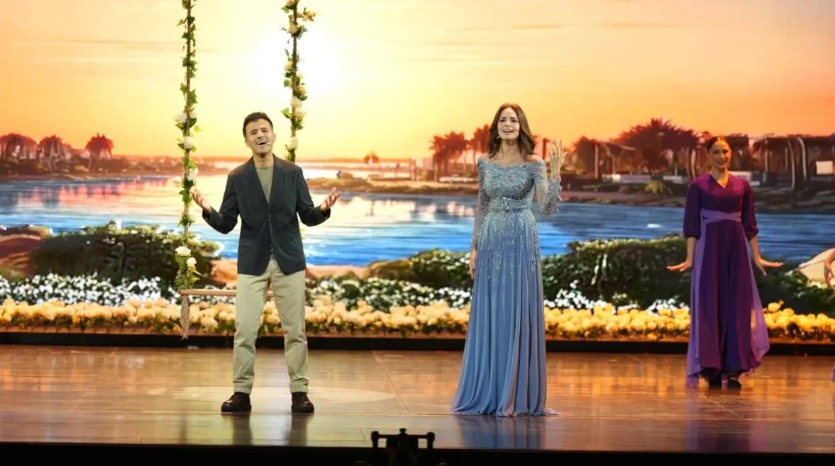 آمال ماهر وحمزة نمرة في الاحتفالية آمال ماهر وحمزة نمرة في الاحتفالية