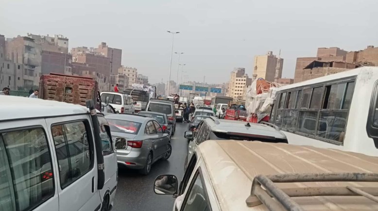 تكدس مروري على محور 26 يوليو